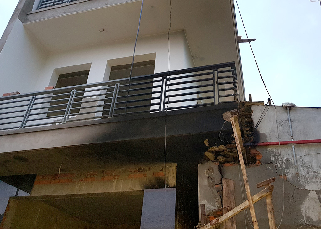 Hiện trường vụ cháy nhà khiến 2 bà cháu ở Sài Gòn tử vong