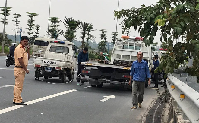 Xe cứu hộ mất lái lao lên vỉa hè tông tử vong 2 phụ nữ đi thể dục