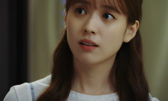 Vừa đoàn tụ sau 3 năm xa cách, chồng bỗng bị vợ bỏ chỉ vì tờ giấy mỏng manh