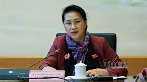 Ông lớn hắt hơi sổ mũi là ngân sách có vấn đề