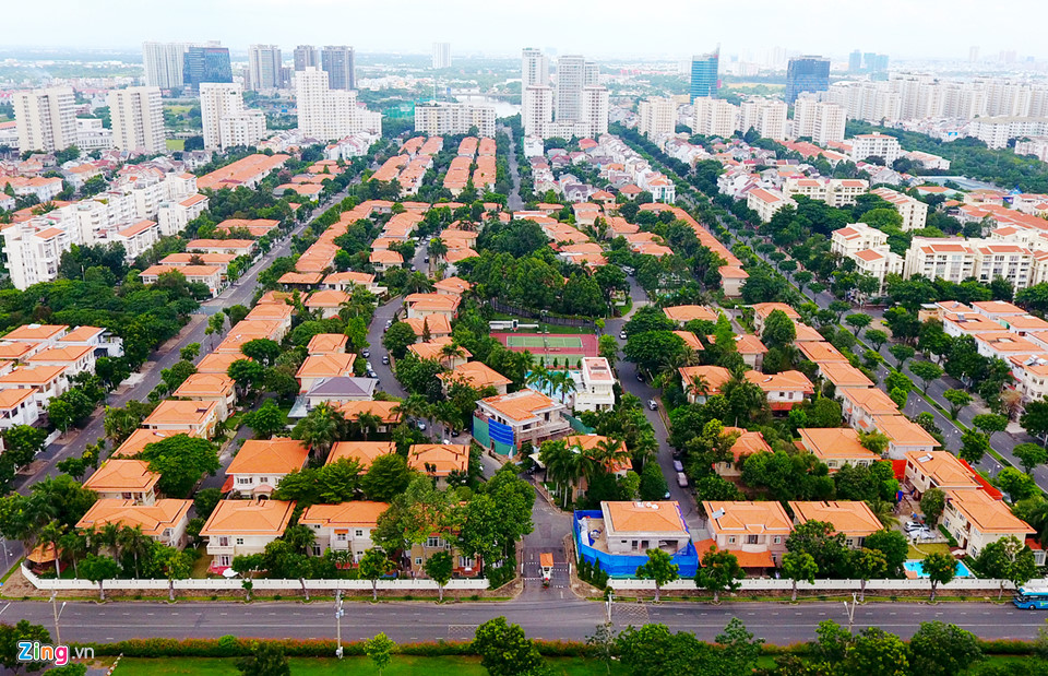 Biệt thự, chung cư ở Sài Gòn liên tiếp bị ngân hàng siết nợ