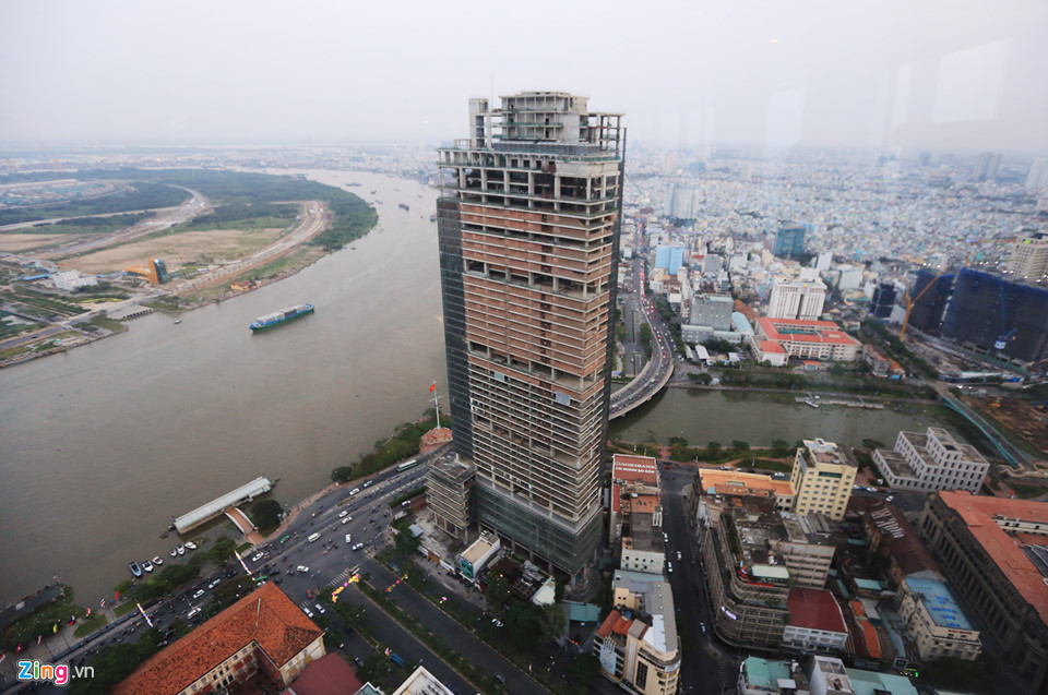 Biệt thự, chung cư ở Sài Gòn liên tiếp bị ngân hàng siết nợ