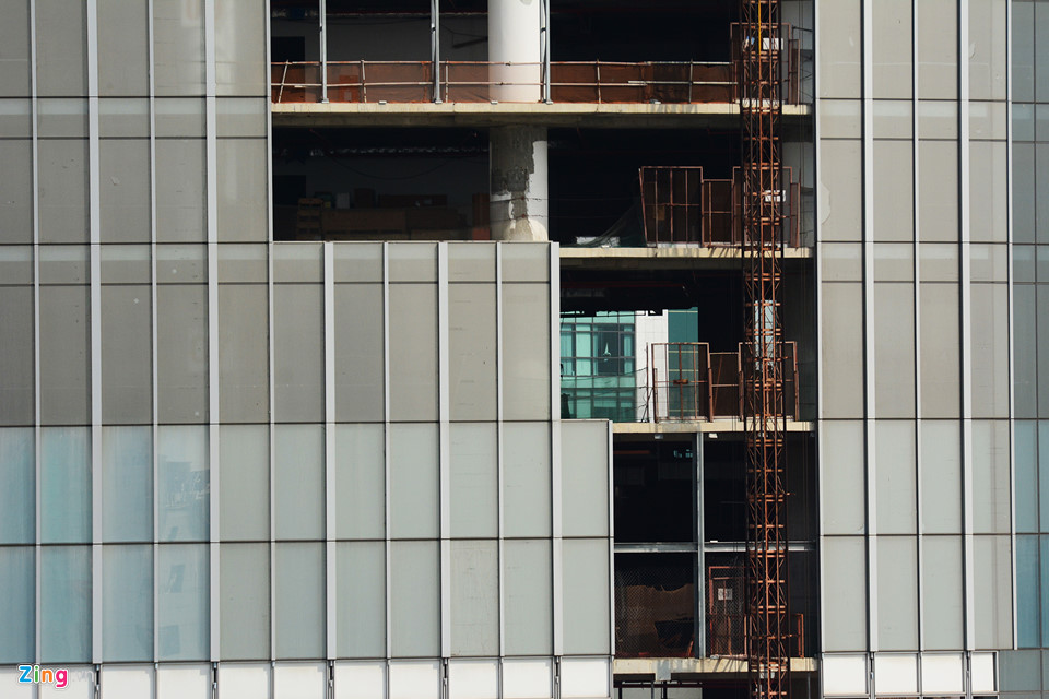 Biệt thự, chung cư ở Sài Gòn liên tiếp bị ngân hàng siết nợ