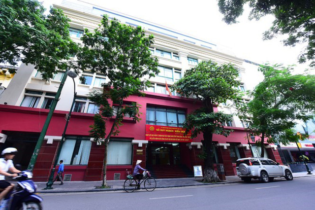 Hà Nội bán đất vàng của 8 sở, ngành di dời thế nào?