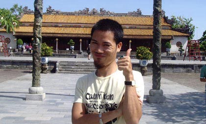 Ngỡ ngàng ngắm ảnh danh hài Hoài Linh bên Vượng Râu 10 năm trước Ngỡ ngàng ngắm ảnh danh hài Hoài Linh bên Vượng Râu 10 năm trước