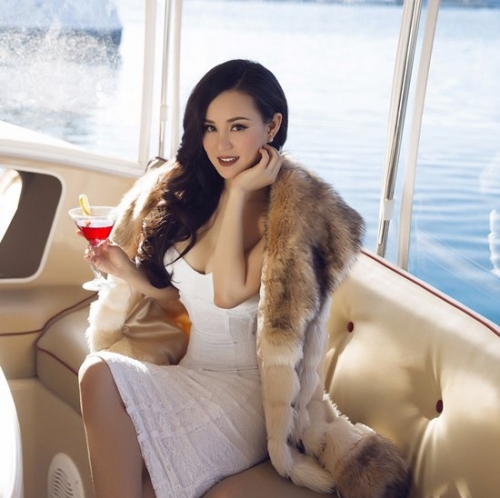 Vy Oanh: Tôi chưa bao giờ nói ông xã là đại gia, với tôi từ đó nhảm lắm!