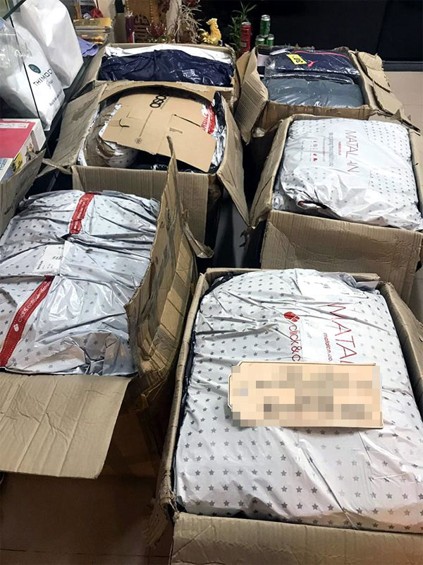 Nhịn ăn, thức trắng canh sale: Đêm Black Friday kiếm 100 triệu