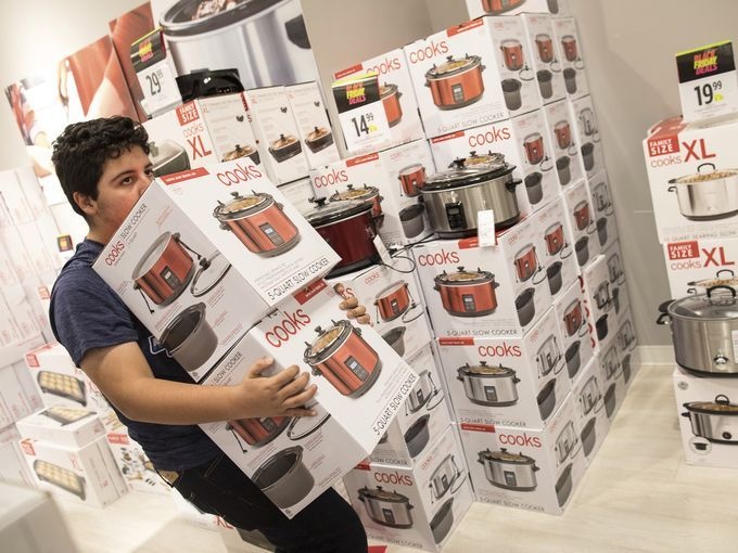 Lễ hội mua sắm lớn nhất nước Mỹ bắt đầu