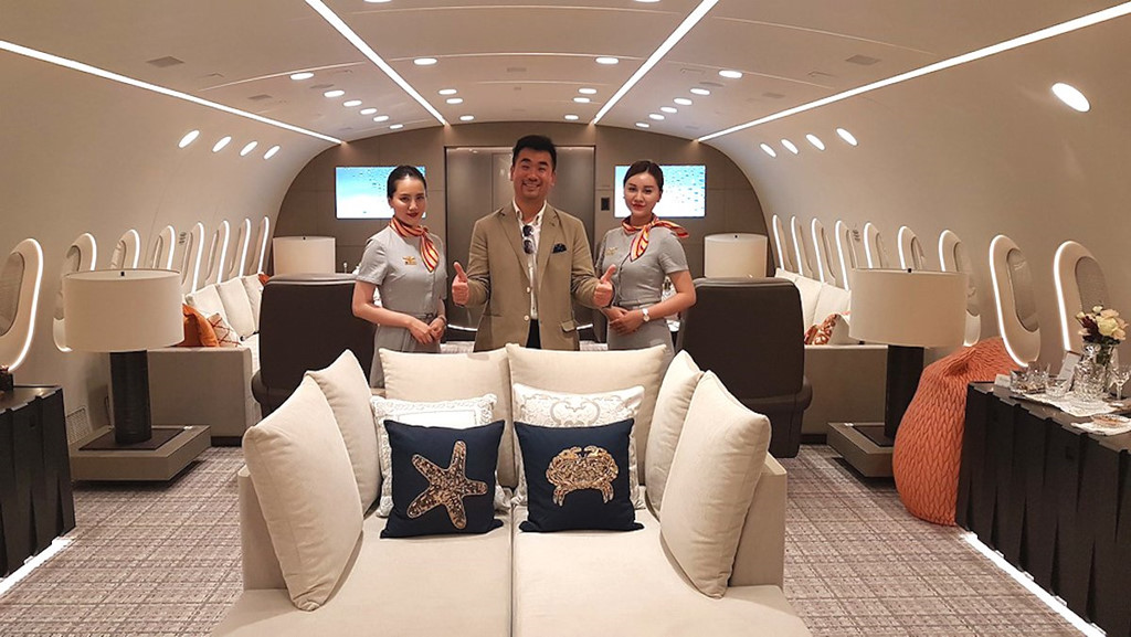 Bên trong Boeing 787 Dreamliner trị giá 300 triệu USD