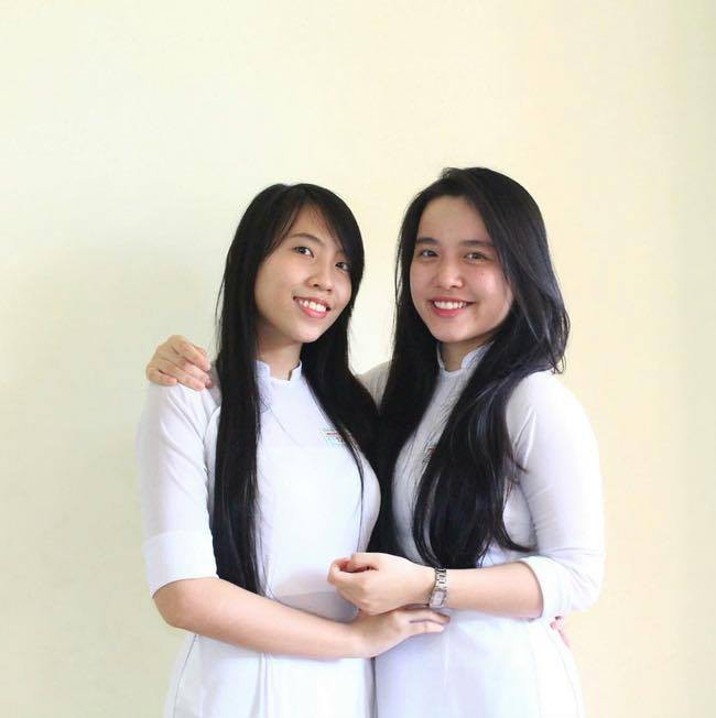 Hình ảnh mũm mĩm, ngố tàu của hot girl Việt thời còn là học sinh cấp 3