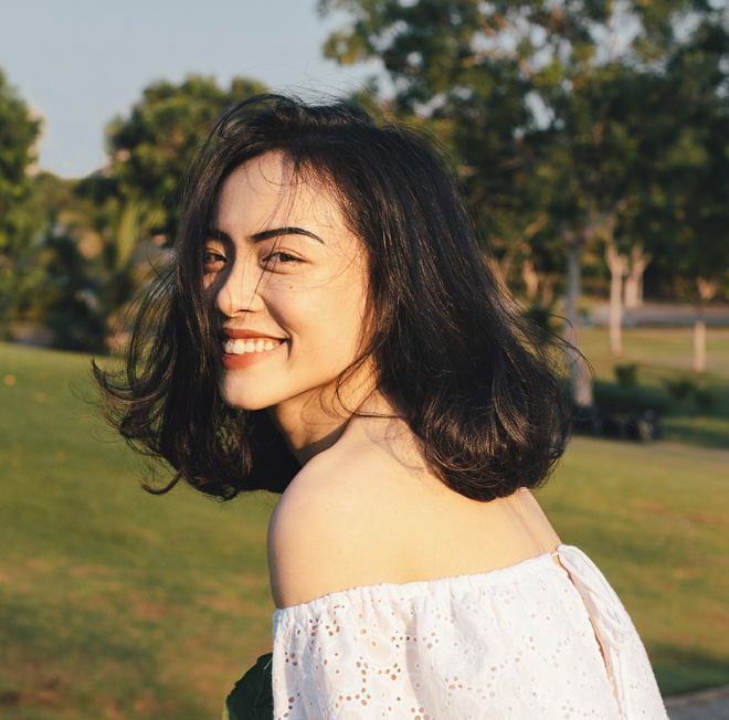 Hình ảnh mũm mĩm, ngố tàu của hot girl Việt thời còn là học sinh cấp 3