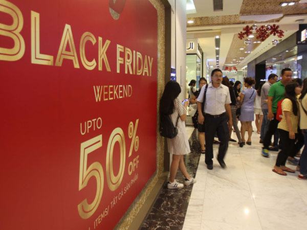Cẩn trọng với khuyến mãi ăn theo Black Friday