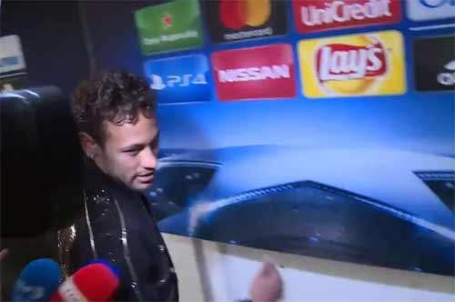Neymar văng tục khi được hỏi về chuyện gia nhập Real