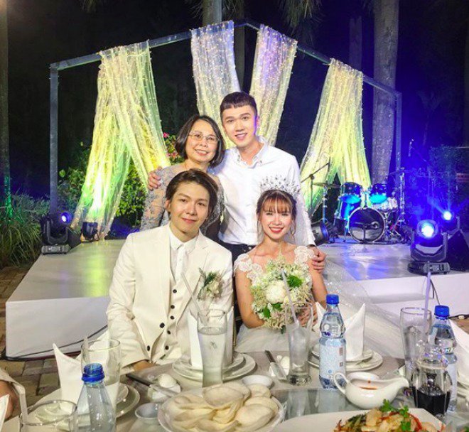 Những tình cảm ấm áp Khởi My và Kelvin Khánh nhận được sau đám cưới lầy lội nhất showbiz