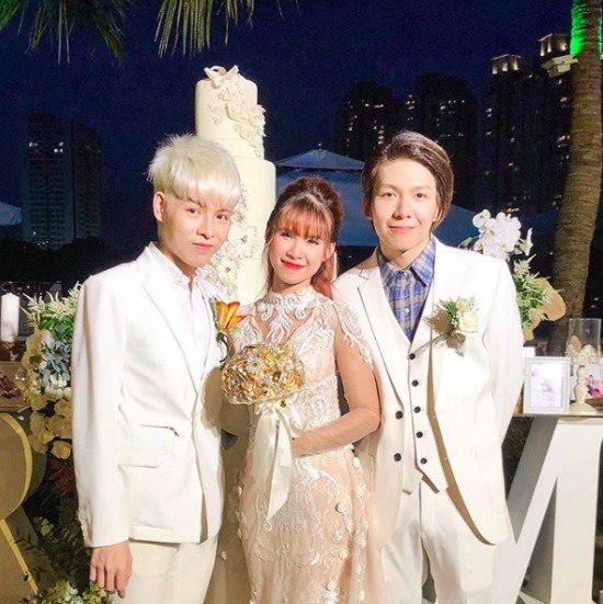 Những tình cảm ấm áp Khởi My và Kelvin Khánh nhận được sau đám cưới lầy lội nhất showbiz