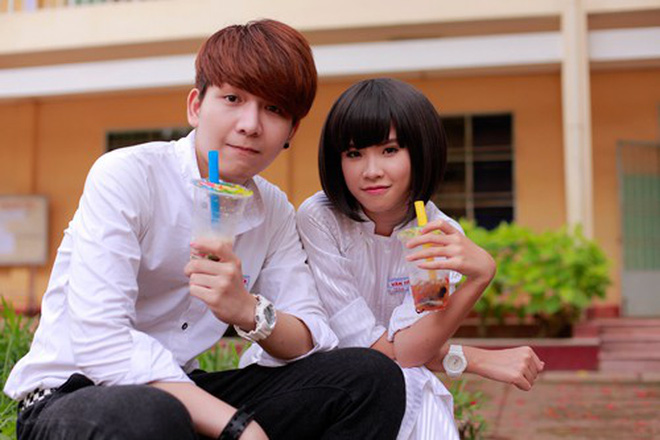 Nhìn lại hành trình 4 năm yêu nhau và cái kết đầy viên mãn của Khởi My và Kelvin Khánh Nhìn lại hành trình 4 năm yêu nhau và cái kết đầy viên mãn của Khởi My và Kelvin Khánh