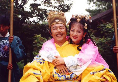 Dàn sao Lên nhầm kiệu hoa được chồng như ý sau 17 năm: Người vướng vòng lao lý, kẻ năm lần bảy lượt ngoại tình ngang nhiên