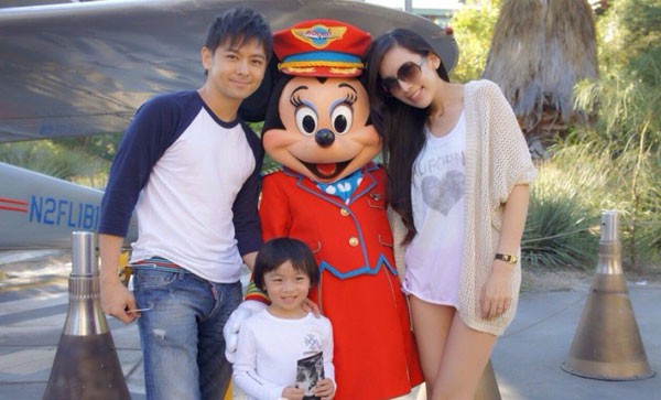Trớ trêu chuyện hôn nhân sao châu Á: Nửa kia đẹp vẫn đi ngoại tình, bạn đời kém sắc lại hạnh phúc viên mãn Trớ trêu chuyện hôn nhân sao châu Á: Nửa kia đẹp vẫn đi ngoại tình, bạn đời kém sắc lại hạnh phúc viên mãn