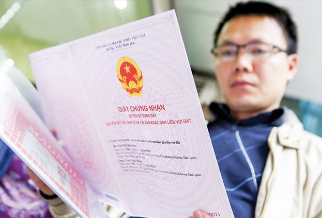 Các thành viên gia đình cùng ghi tên trong sổ đỏ: Phát sinh vướng mắc về chuyển nhượng, thừa kế