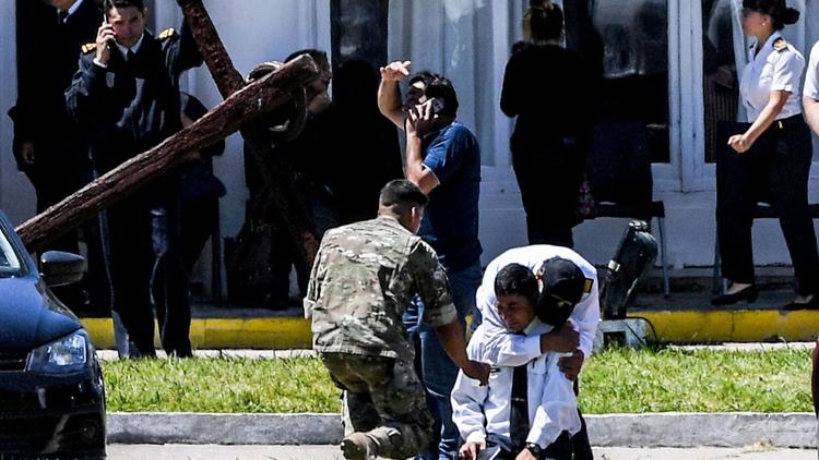 Argentina xác nhận vụ nổ, số phận 44 người trên tàu ngầm chưa xác định