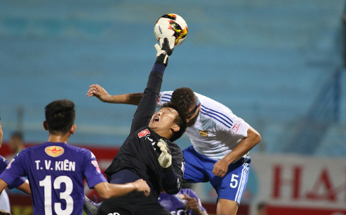 Những kịch bản khó lường cho chức vô địch V-League 2017