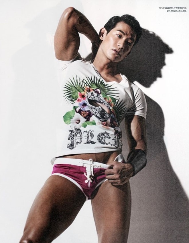 Nữ ca sĩ Hàn từng bị lộ clip nóng hạnh phúc bên chồng trẻ hơn 8 tuổi