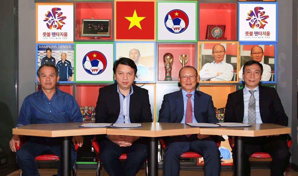 5 bất thường trong quy trình tuyển dụng ông Park Hang-seo