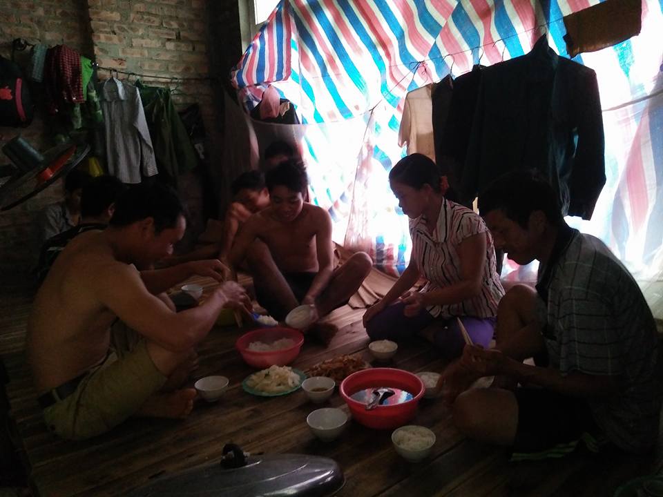 Nằm ngủ tại biệt thự triệu đô, nữ công nhân gặp cảnh bất ngờ