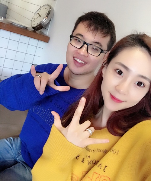 Bỏ 350 tỷ đồng mua quà tặng, trai xấu nhanh chóng tán đổ hot girl