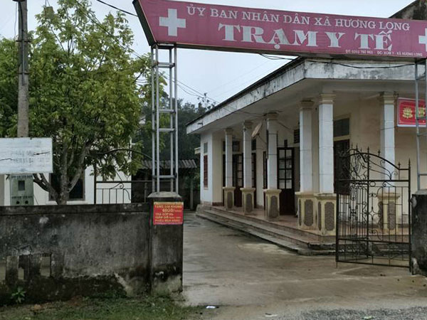 Tạm giam kẻ xông vào trạm y tế chém xối xả nữ y sĩ