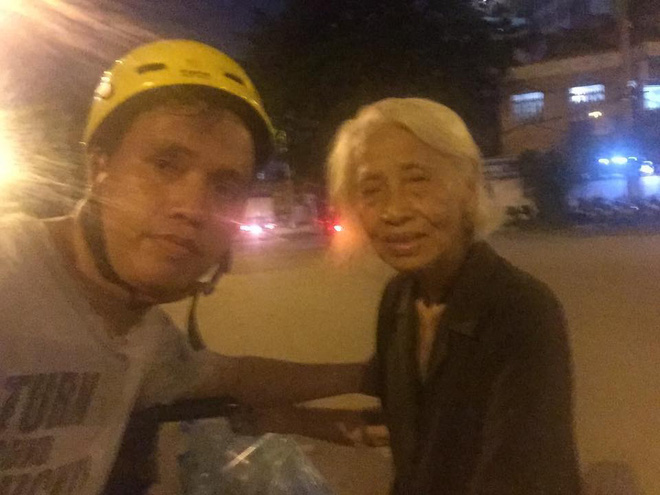 Đạo diễn Quang Dũng khẩn thiết nhờ cộng đồng mạng tìm mẹ