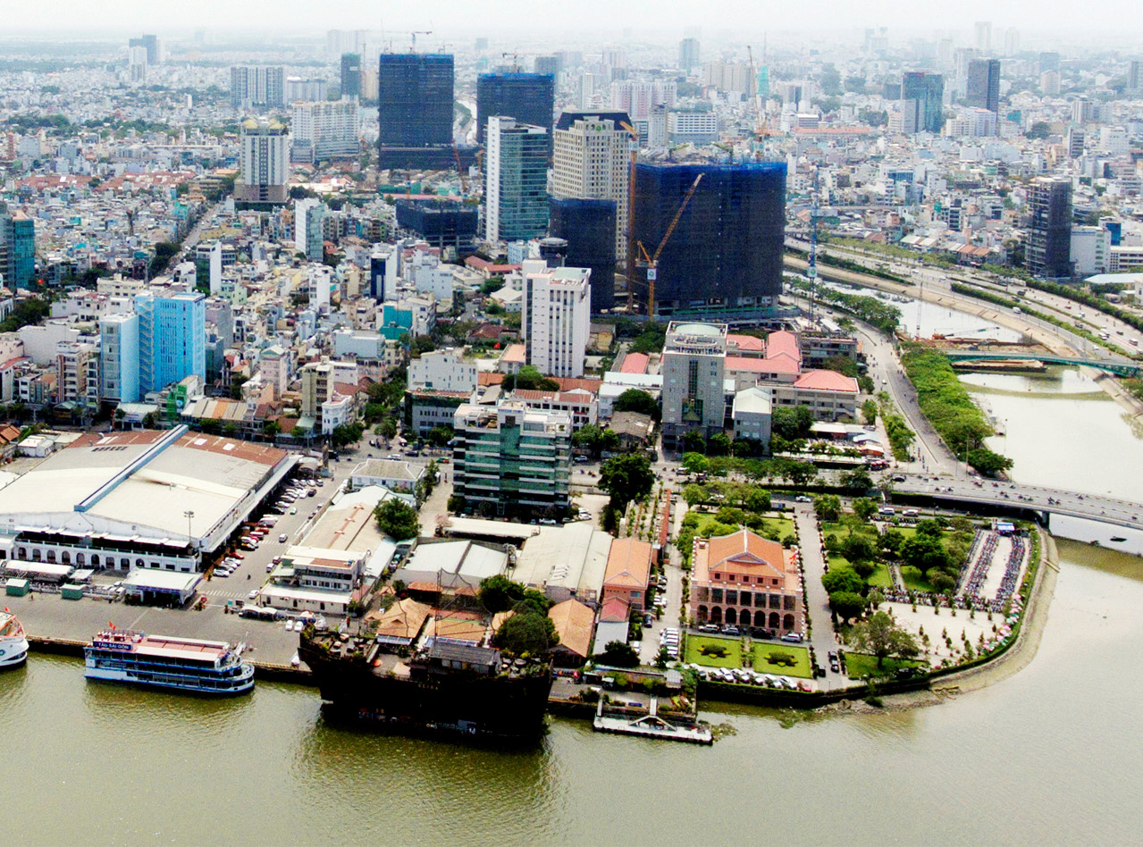 12 đại dự án chia nhau bờ sông Sài Gòn 12 đại dự án chia nhau bờ sông Sài Gòn