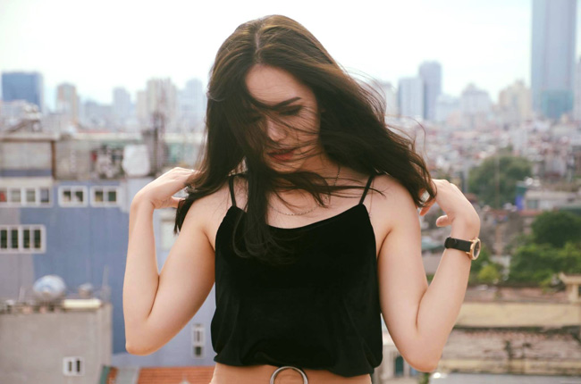 Nữ sinh Thương mại miệng móm da đen lột xác không ngờ