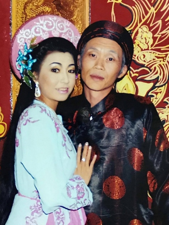 Hà My: Hạnh phúc vì được gọi là tình cũ Hoài Linh vì tôi còn yêu anh ấy” Hà My: Hạnh phúc vì được gọi là tình cũ Hoài Linh vì tôi còn yêu anh ấy”