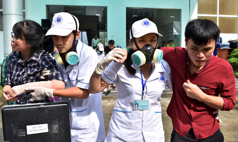 1.000 y, bác sĩ diễn tập ứng phó thảm họa y tế phục vụ APEC