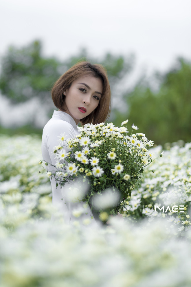 2 năm trước, diễn viên này cắt đầu trọc, xăm mình nhưng giờ lại nữ tính đến bất ngờ! 2 năm trước, diễn viên này cắt đầu trọc, xăm mình nhưng giờ lại nữ tính đến bất ngờ!