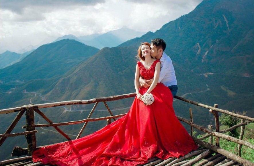 Bạn không biết được ai là mẹ chồng, ai là nàng dâu trong bức ảnh này đâu