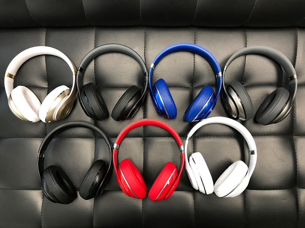 10 mẫu tai nghe giá tốt ngày Black Friday