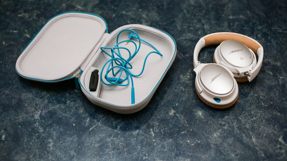 10 mẫu tai nghe giá tốt ngày Black Friday