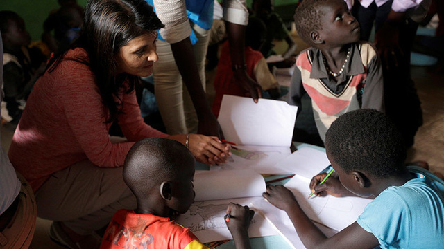 Đại sứ Mỹ được sơ tán khẩn cấp khi tới thăm trại tị nạn Nam Sudan