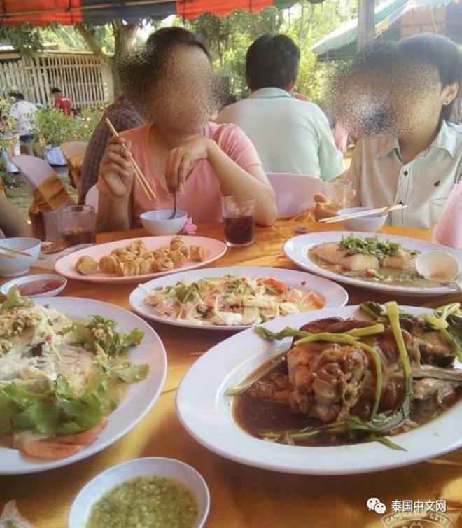 Yêu nhau 6 năm trời, đúng ngày cưới thì cả nhà chú rể đột nhiên biến mất vì một lý do không tưởng Yêu nhau 6 năm trời, đúng ngày cưới thì cả nhà chú rể đột nhiên biến mất vì một lý do không tưởng