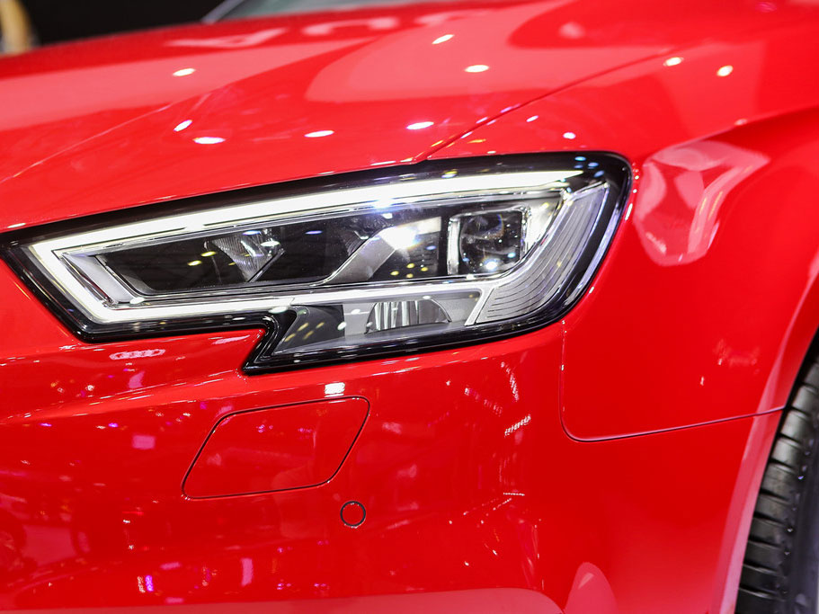 Audi A3 Sportback 2017 giá 1,55 tỷ tại Việt Nam