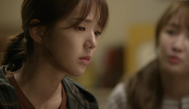 Hoàn cảnh túng quẫn, tôi nhắm mắt để bạn thân “cuỗm” chồng