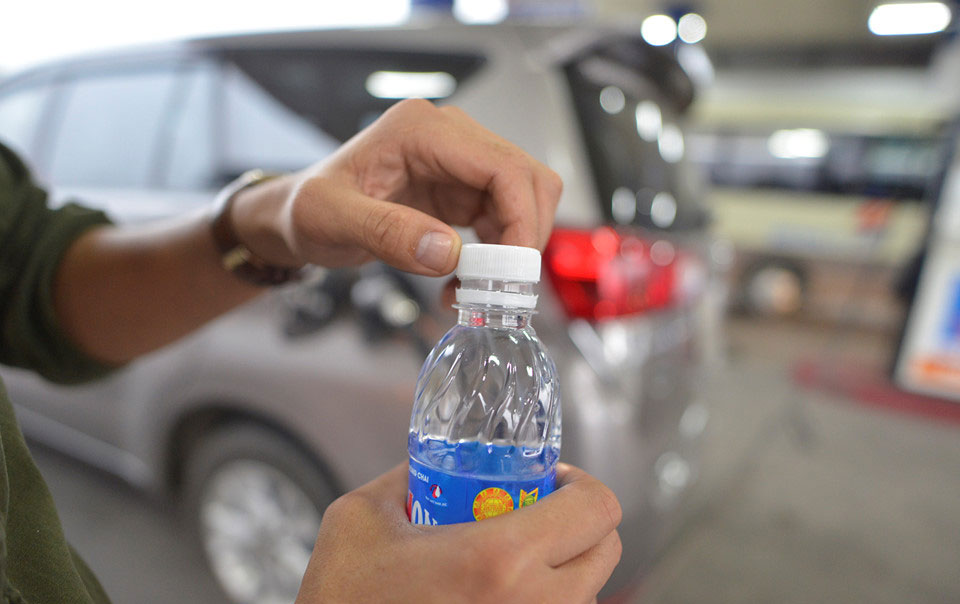 Cây xăng Việt đã cúi chào, tặng nước miễn phí cho khách trước cả khi cây xăng Nhật đến Hà Nội