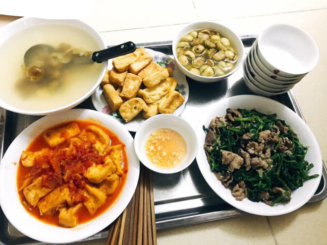 Một chảo rán hai số phận cá này chính là minh chứng cho luật bù trừ: vợ vụng bao nhiêu, chồng khéo bấy nhiêu