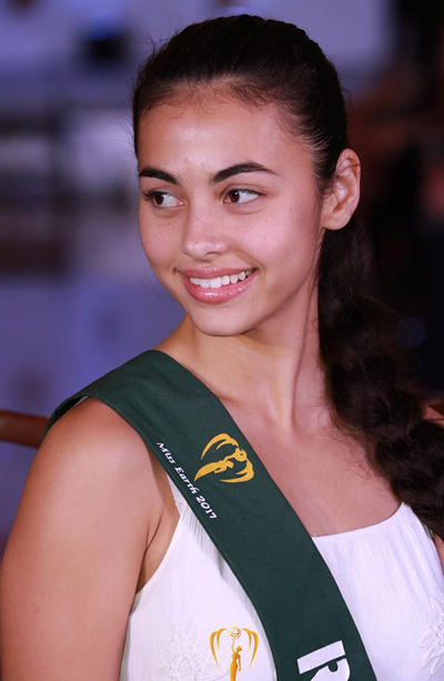 Mặt mộc của Hà Thu và dàn thí sinh Hoa hậu Trái đất