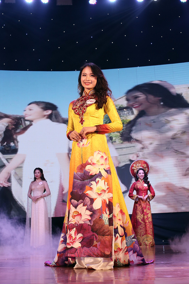 Nữ sinh Hà Tĩnh đăng quang Hoa khôi Imiss Thăng Long 2017