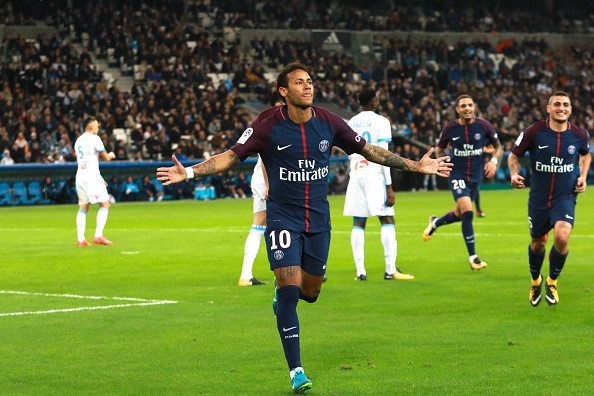 Đồng đội ghen tỵ vì Neymar hưởng đặc quyền như “ông hoàng”