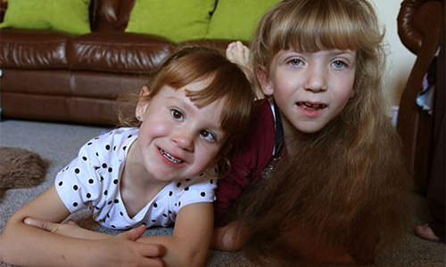 Người đàn ông được tôn là thánh vì nhận nuôi 4 con khuyết tật