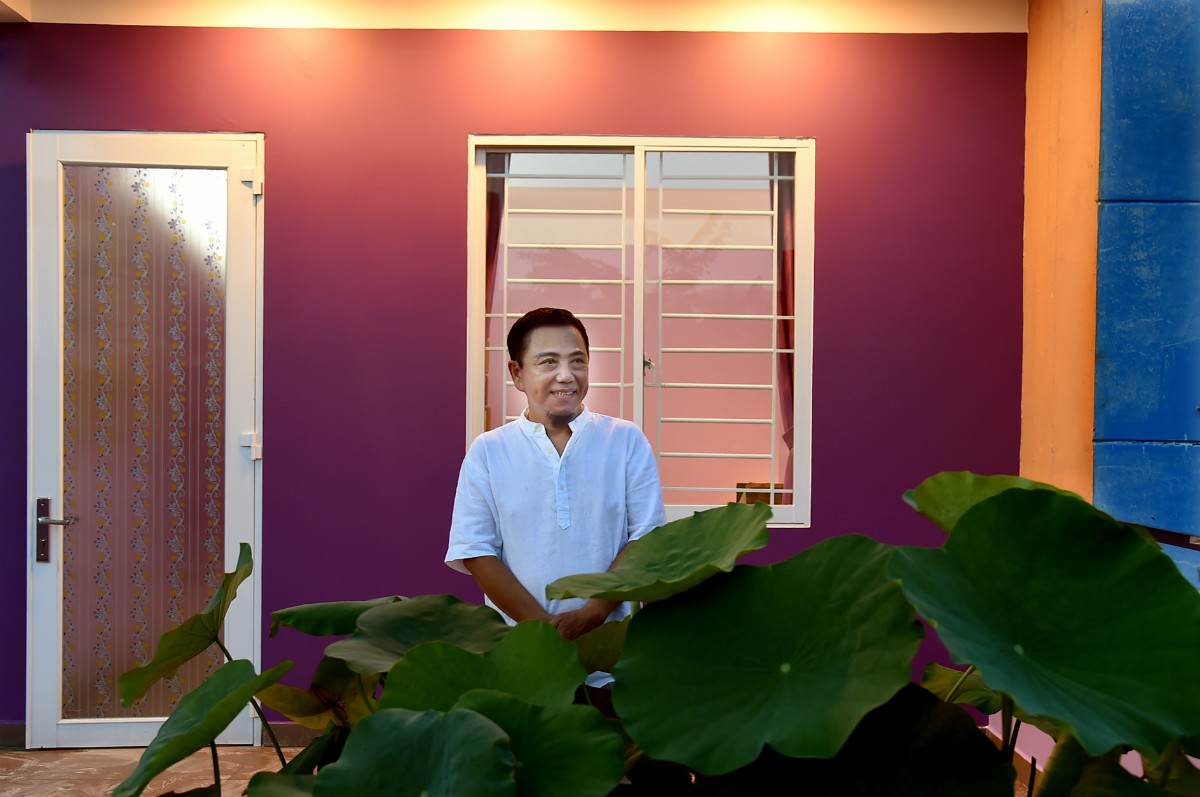 Ngôi nhà màu tím hơn 100 mét vuông gần triệu đô của nghệ sĩ hài Hồng Tơ